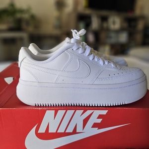 Nike Court Vision Alta